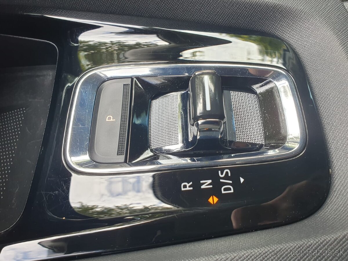 Predám Škoda Octavia Combi First Edition 2.0Tdi DSG - 14