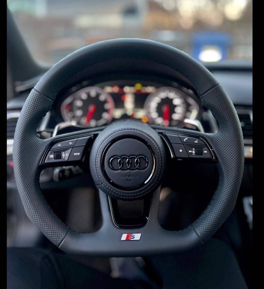 AUDI ŠPORTOVÝ VOLANT CELO-PERFOROVANÝ - 14