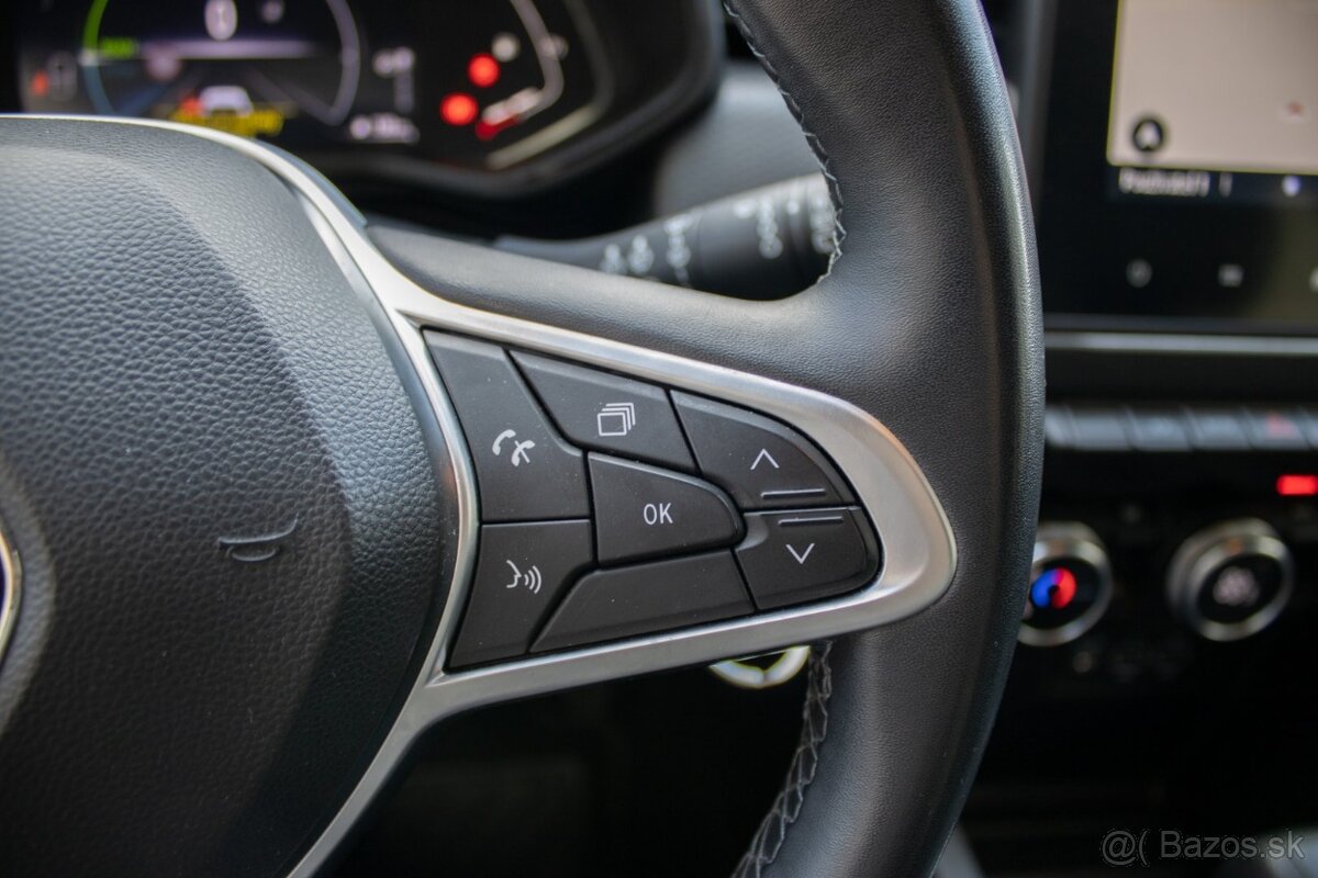 Renault Clio E-tech Hybrid - 14