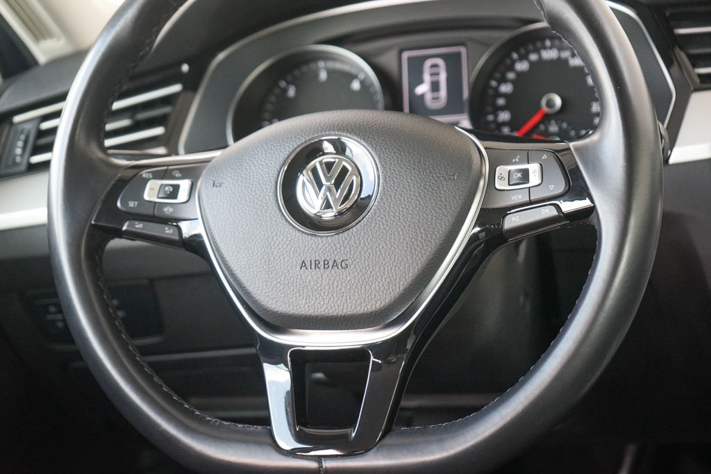 34-VOLKSWAGEN Passat, 2018,nafta,2.0TDI Comfortline,110kW - 14