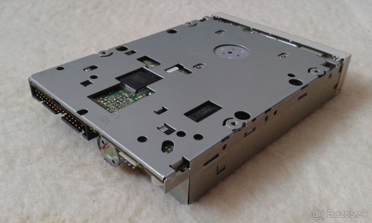 3x Disketové mechaniky (FDD) 1,44" HD - 14