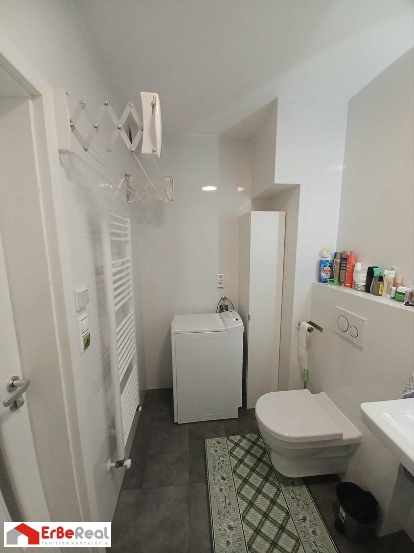 Predaj moderného 2 izbového bytu v Galante - 14