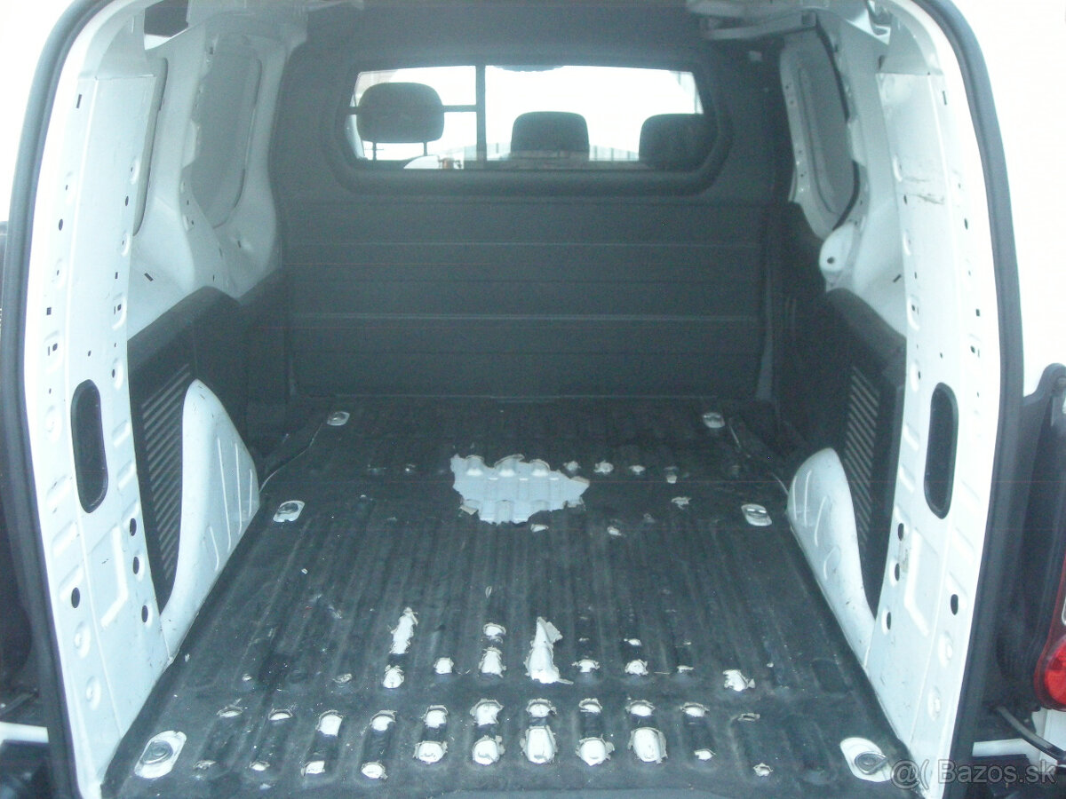 Peugeot Partner BlueHDI 100 1.6HDi rv2018 Predlzena verzia - 14