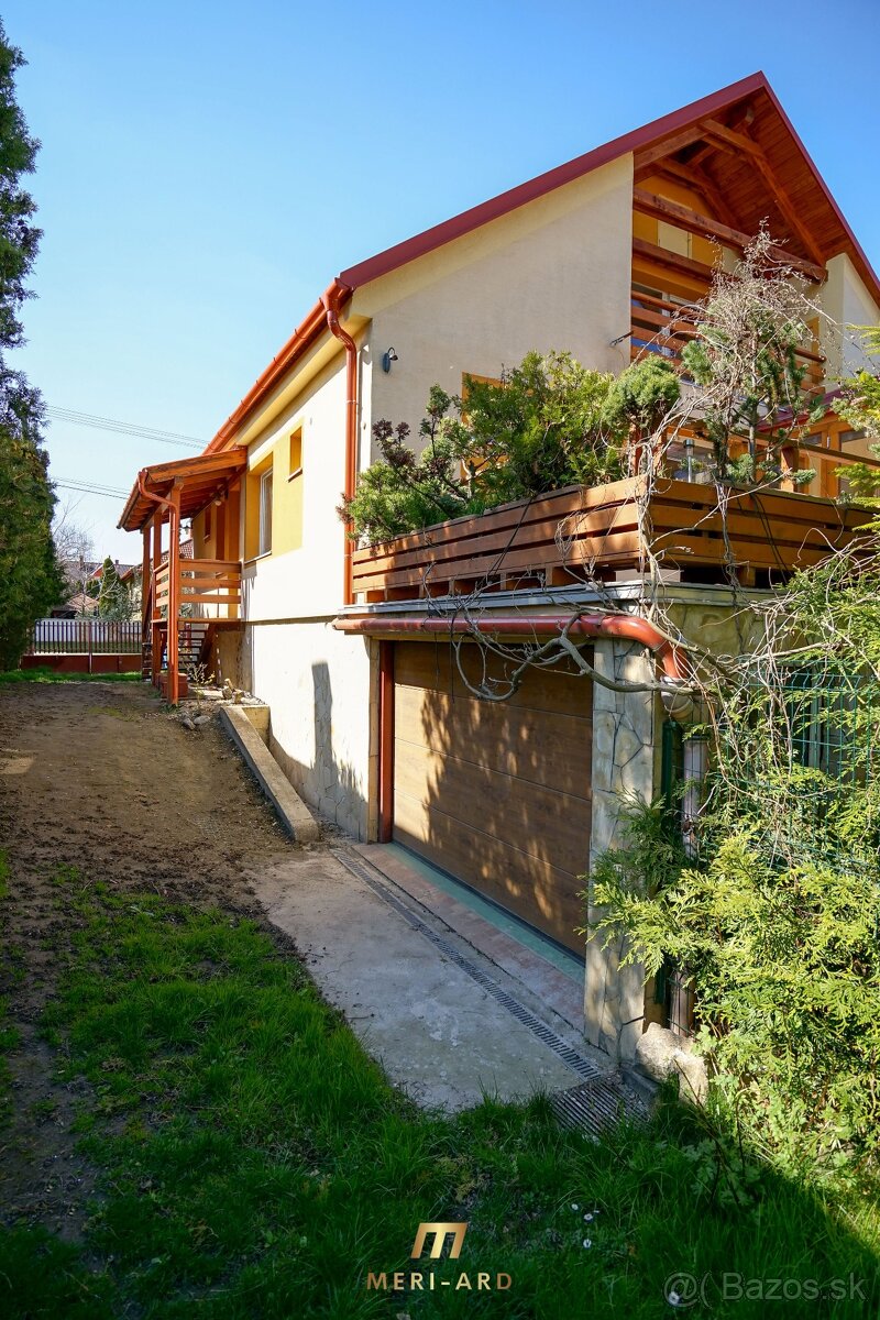 Dvojgeneračný podpivničený dom,zimná záhrada, 2x garáž,Rajka - 14