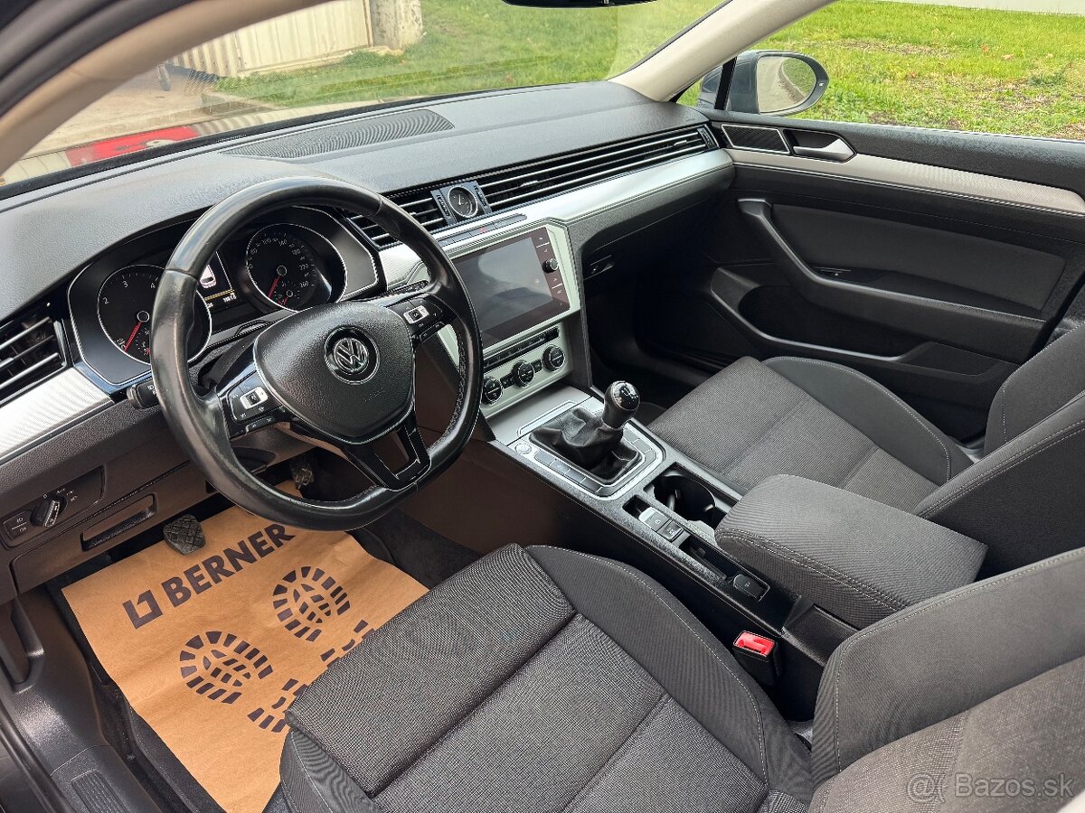 Volkswagen Passat 2.0 TDI 110kw ACC - 14