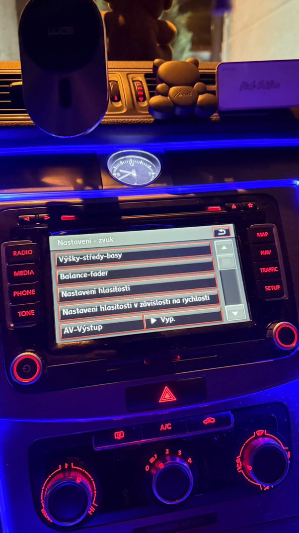 Predám autorádio RNS 510 - 14