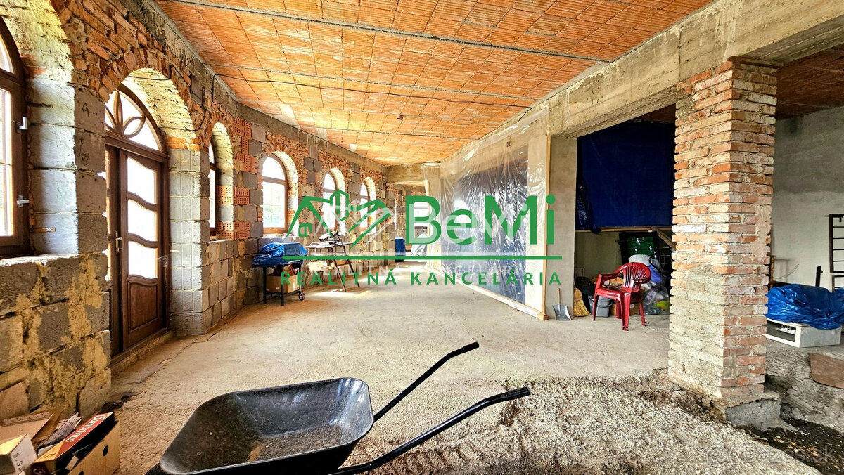 INVESTIČNÁ BUDOVA PRI MAĎARSKÝCH HRANICIACH - NA PREDAJ - 14