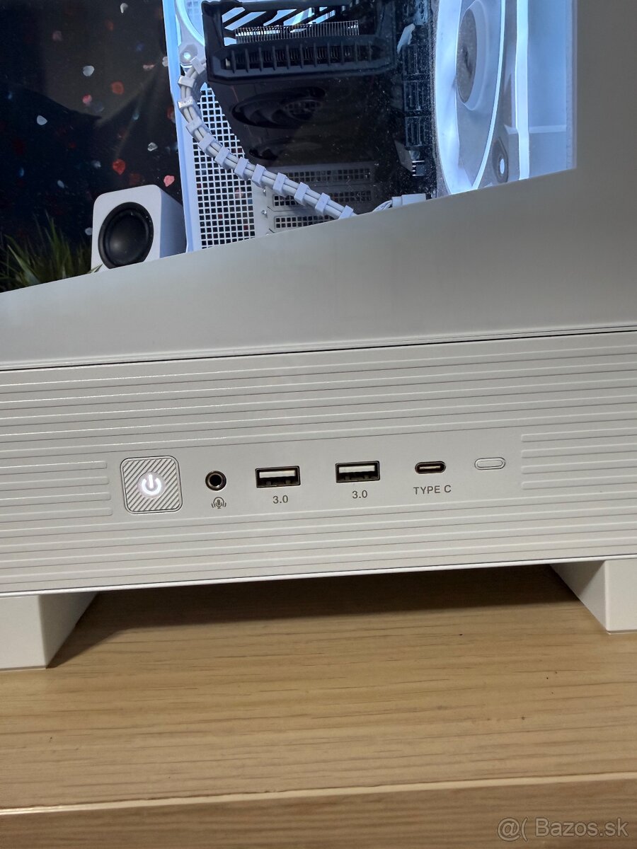 Herný PC Ryzen 5 5600, RX 6600 XT, 32gb RAM, 1TB SSD - 14