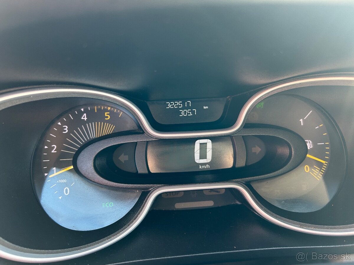 Renault Trafic long 6 miestne 2015 - 14