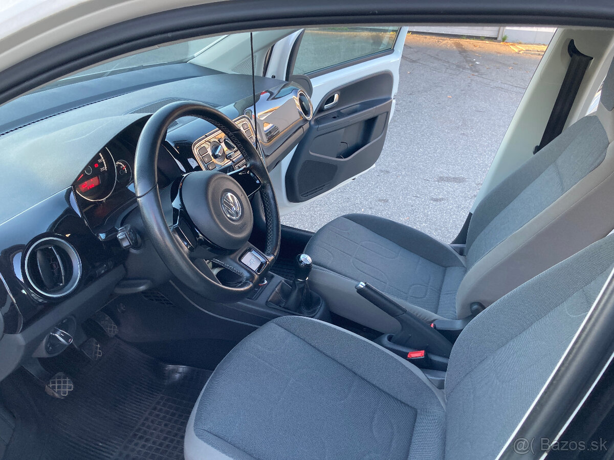 VW Up Cross, 75 k, r.v. 2016, 91 tis. km - 14