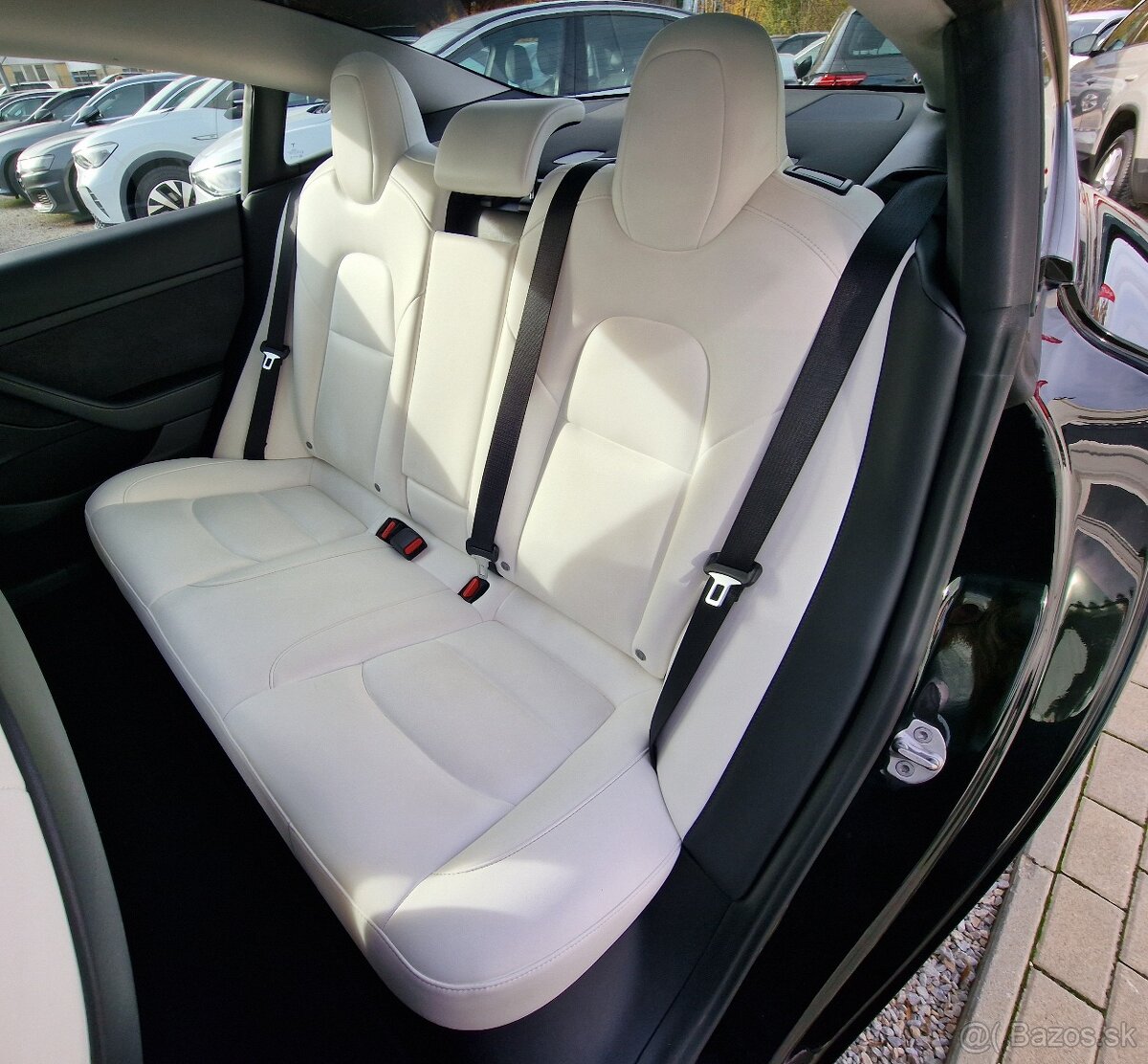 TESLA 3 LONG RANGE DUAL MOTOR AWD / REZERVOVANÉ - 14