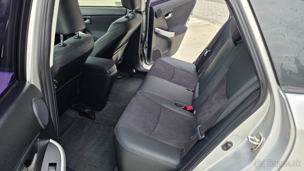 Toyota PRIUS 3 Hybrid Executive 11/2012 - 14