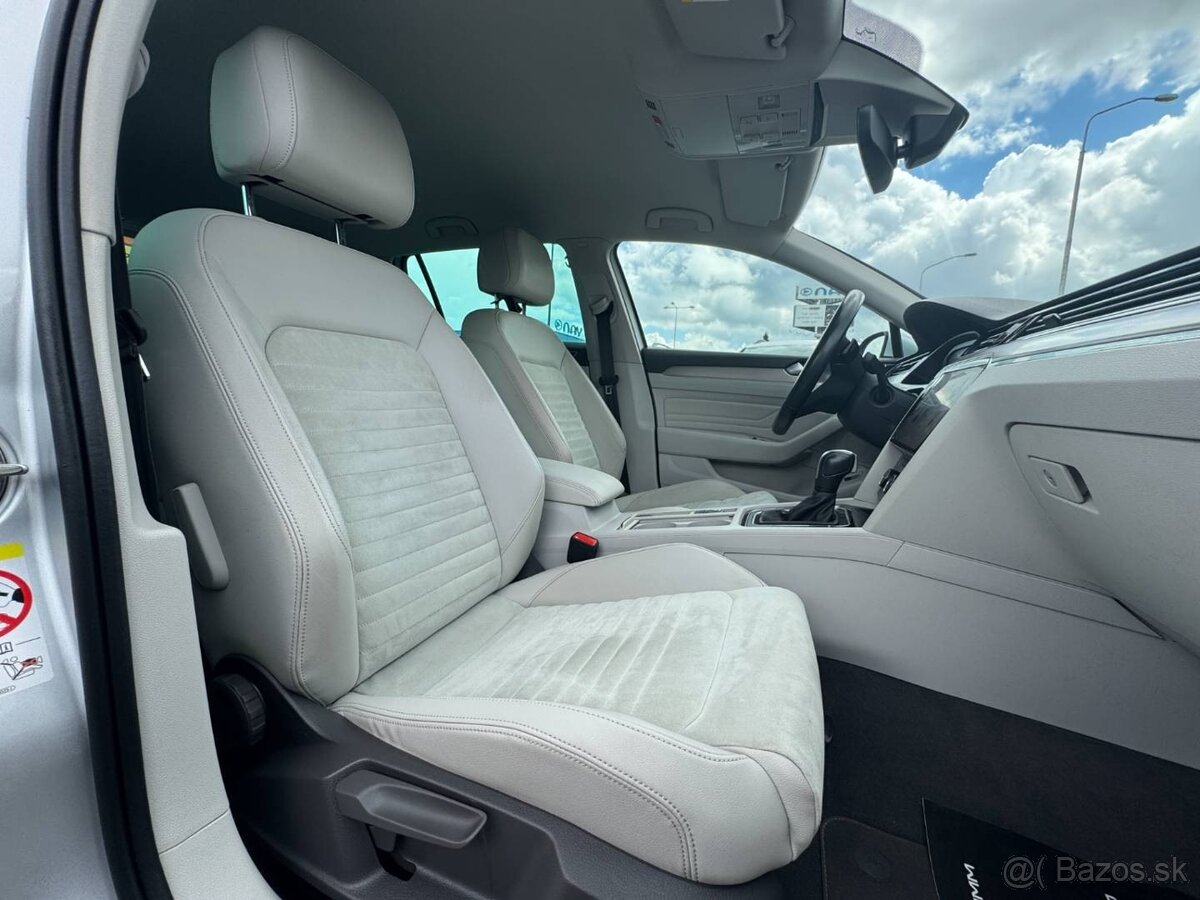 Volkswagen Passat Variant 2.0 TDI Elegance 4Motion DSG - 14