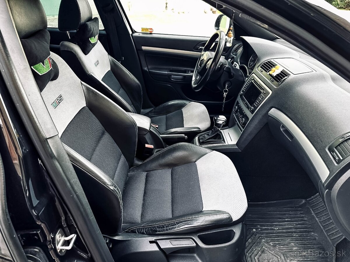 Škoda Octavia II Combi 2.0 TDI CR DPF RS DSG - 14