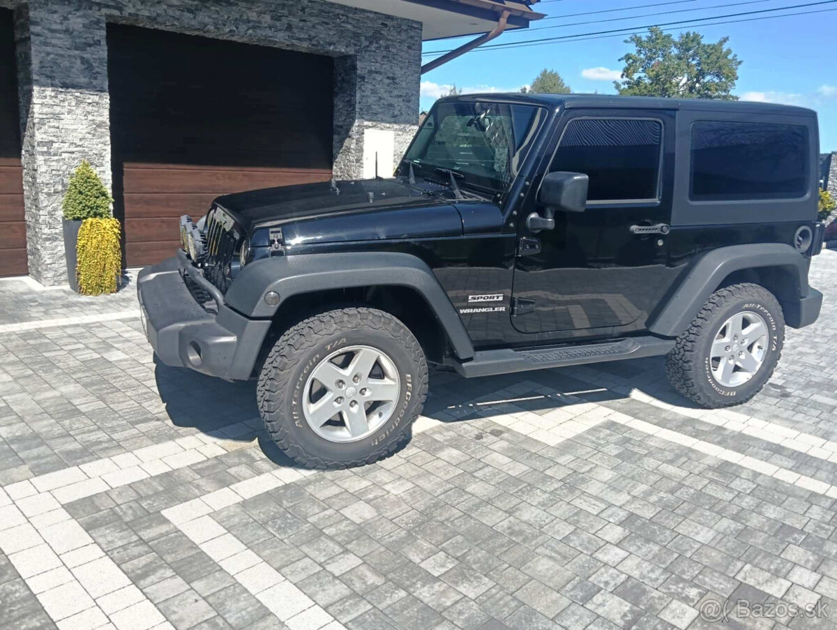 Jeep Wrangler 2.8 SPORT 4X4 - 14