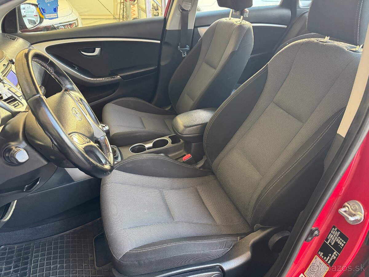 Hyundai i30 1.4i MPI DOHC CVVT Comfort - 14