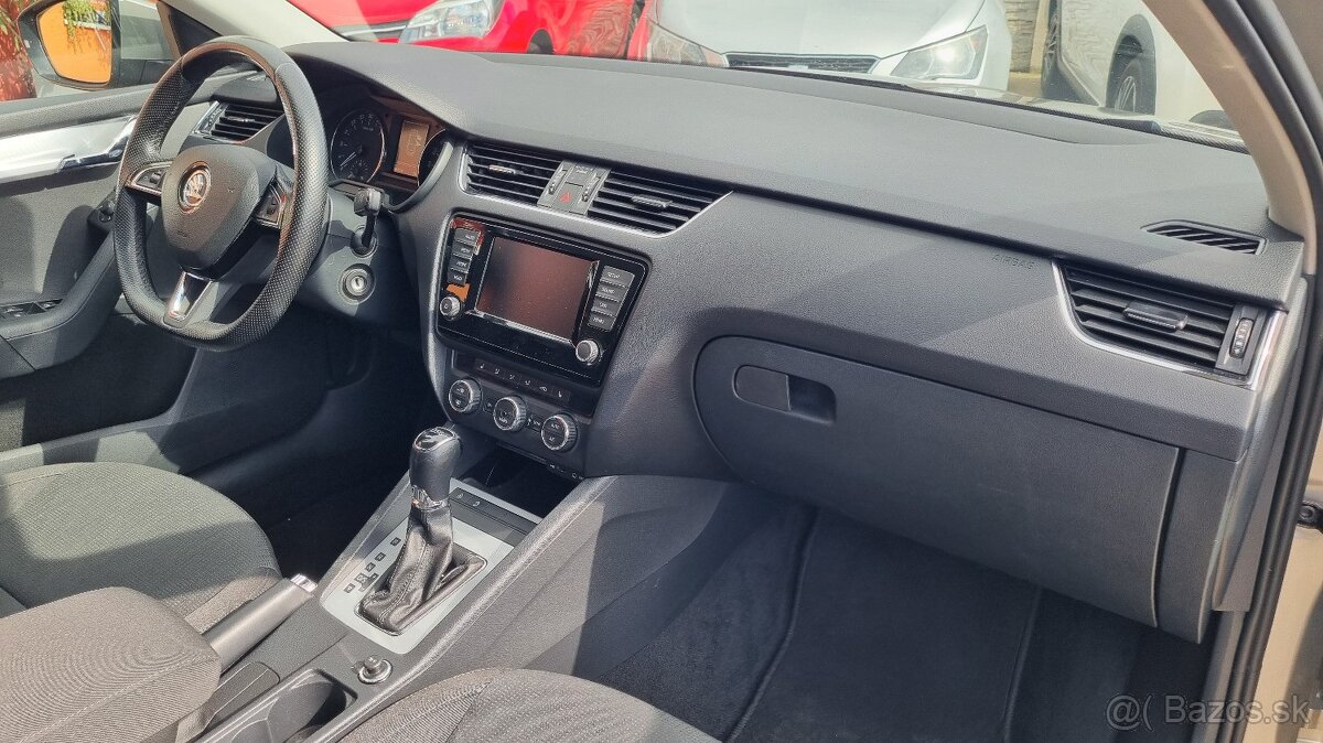 Škoda Octavia 1,6TDi 81kW Style - 14