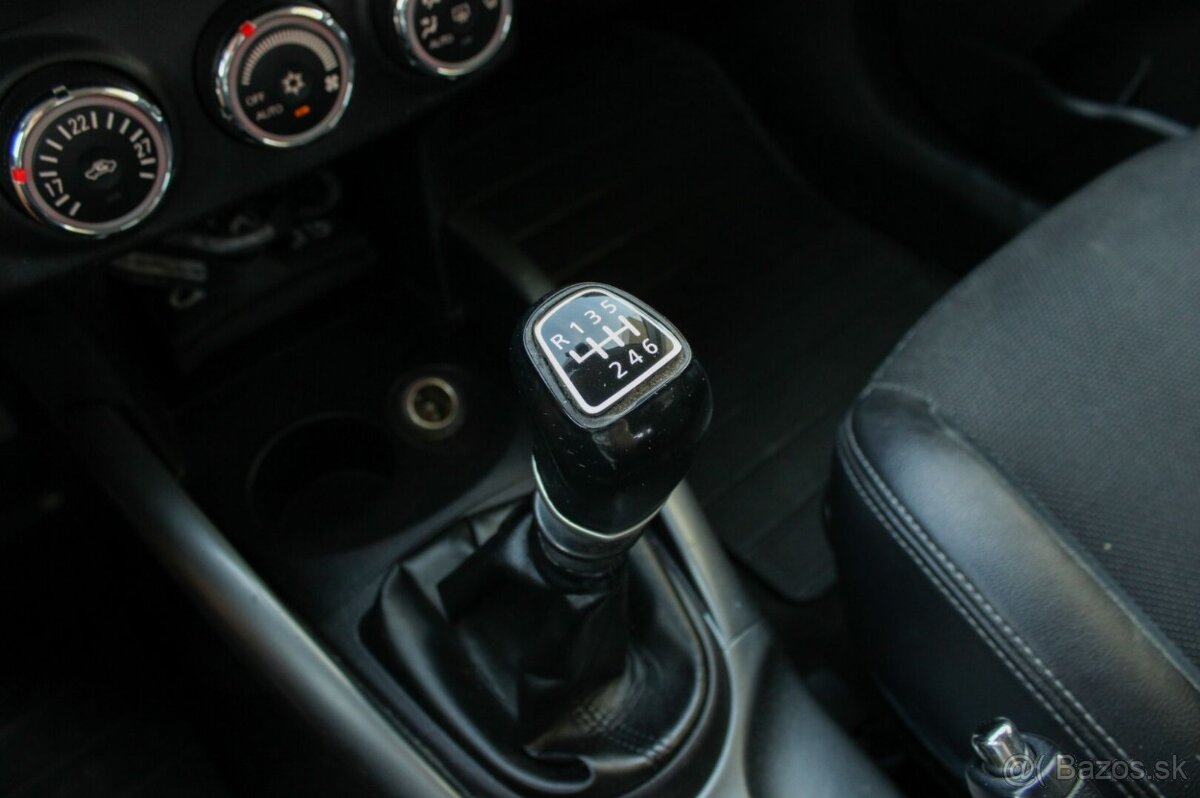 Mitsubishi Outlander 2.2 DI-D 4x4 - 14