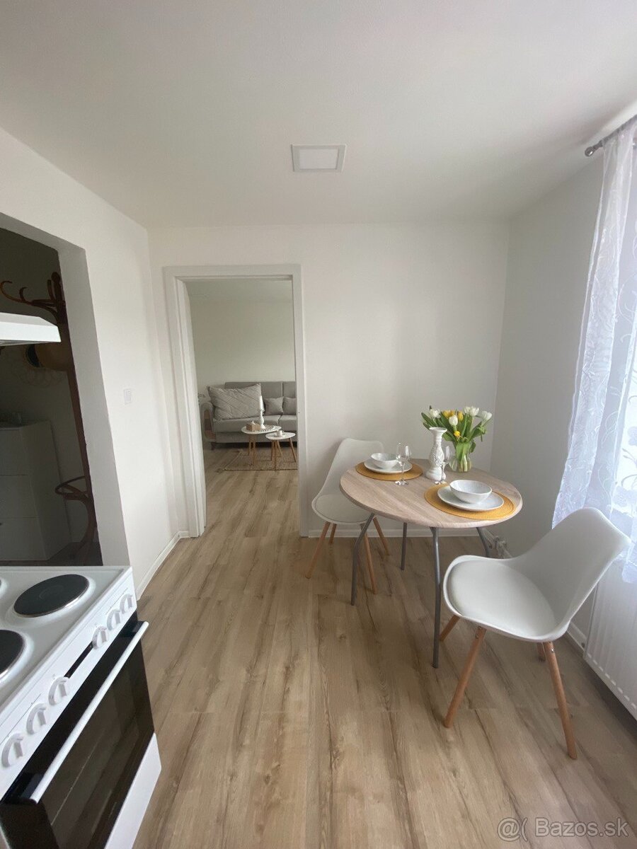 Prenájom 1. izb. byt v Handlovej - 14