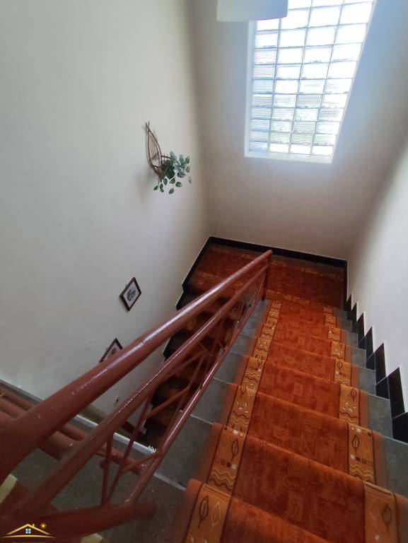 Priestranný rodinný dom priamo v centre Turzovky s veľkým po - 14