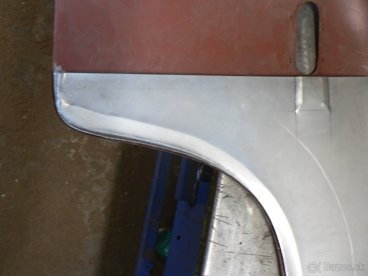 Kompletní přední podběhy Tatra 603 - 14