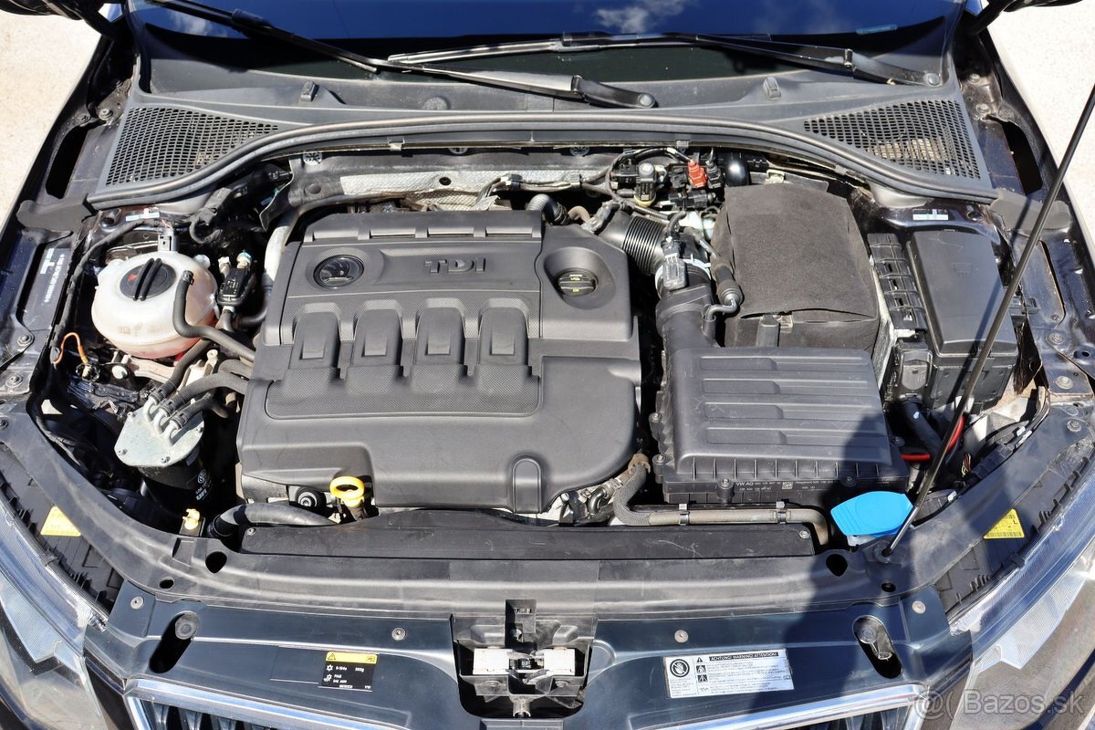 Škoda Octavia 1.6 TDi Combi Ambition - 14