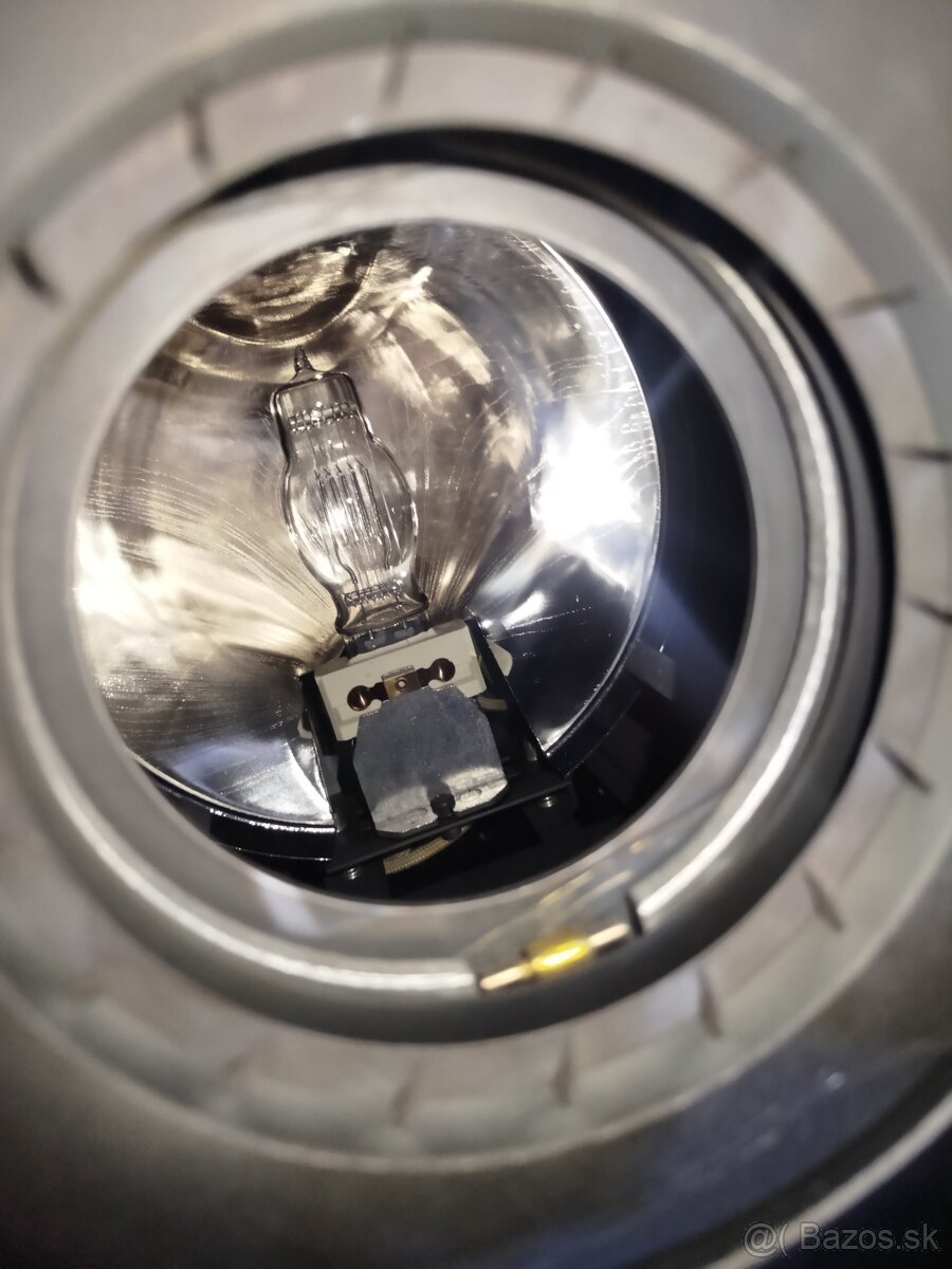 Predám Fresnel - divadelné reflektory Strand Lighting Cadenz - 14