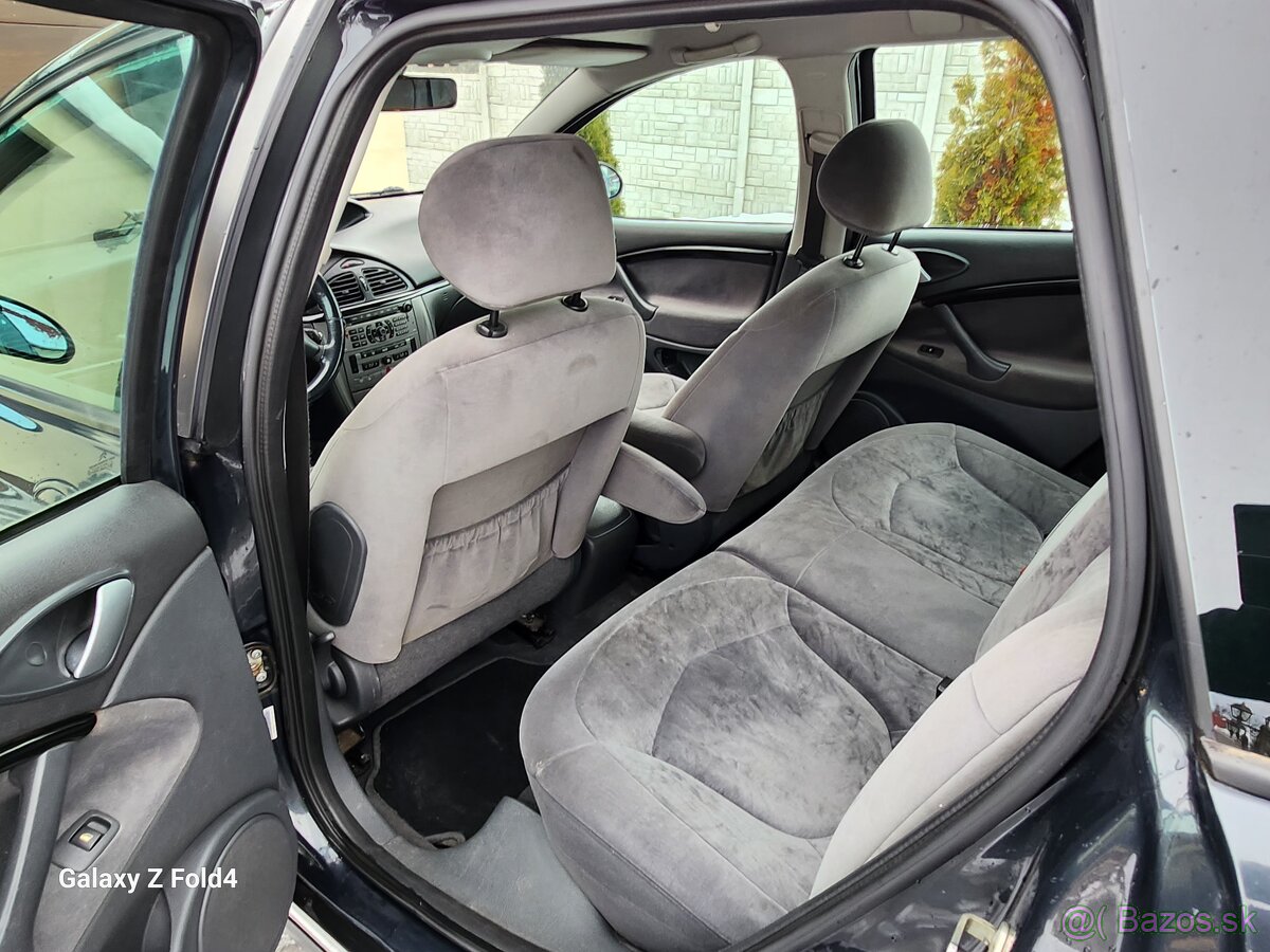 Predám Citroën C5 2.0 HDI 100kw r.v.2008 - 14