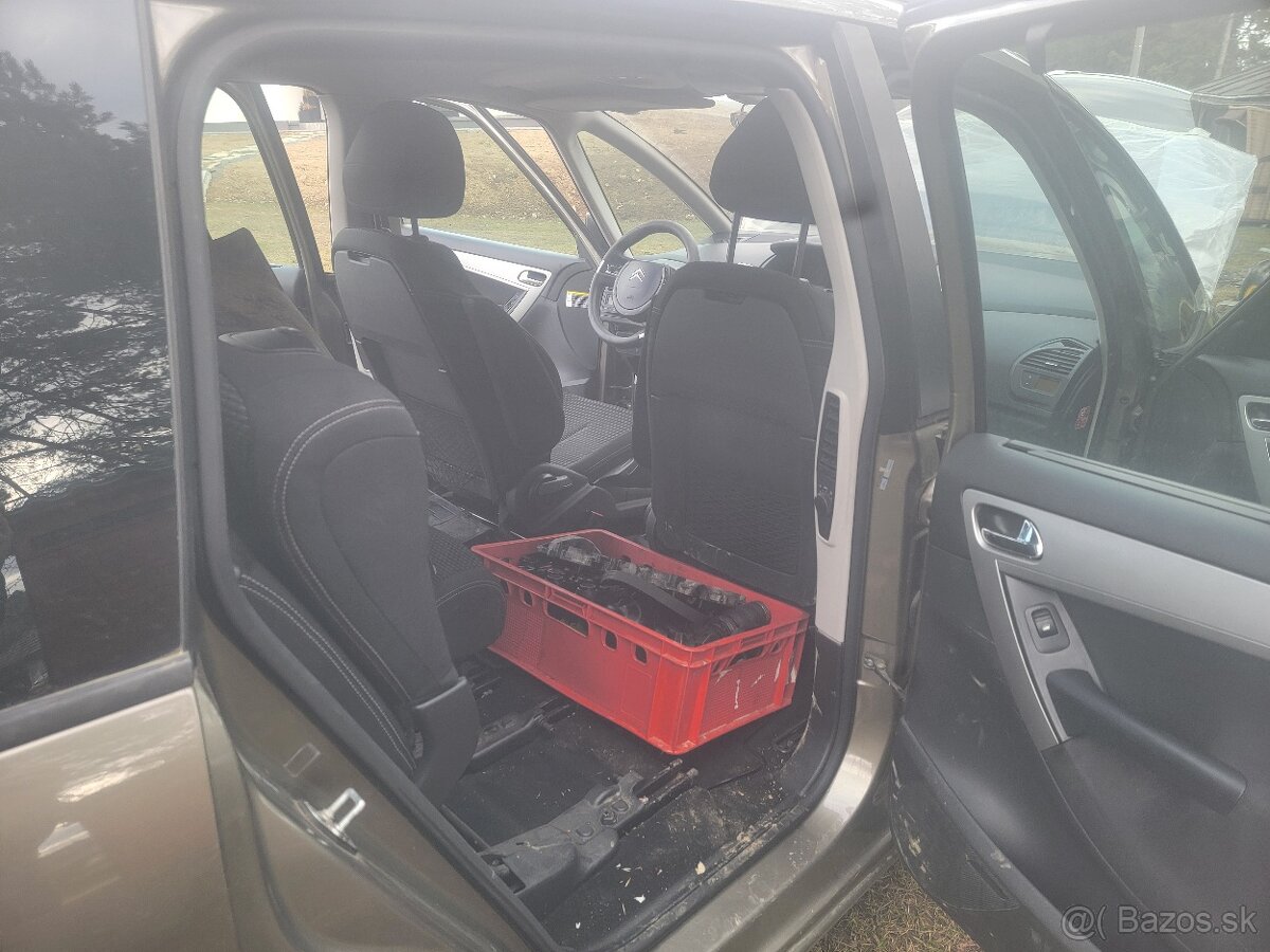 Picasso C4 grand 1.6 TDI - 14