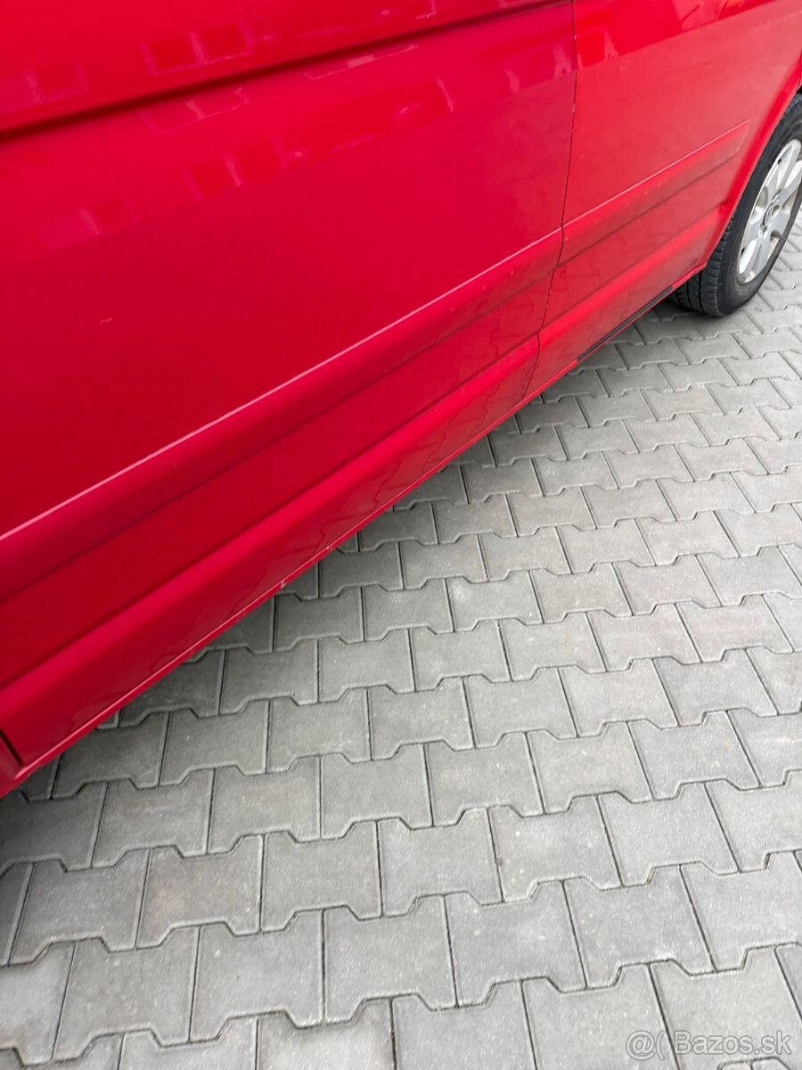 Volkswagen Multivan 2.5 TDI | 7 míst | Webasto | Bez koroze - 14