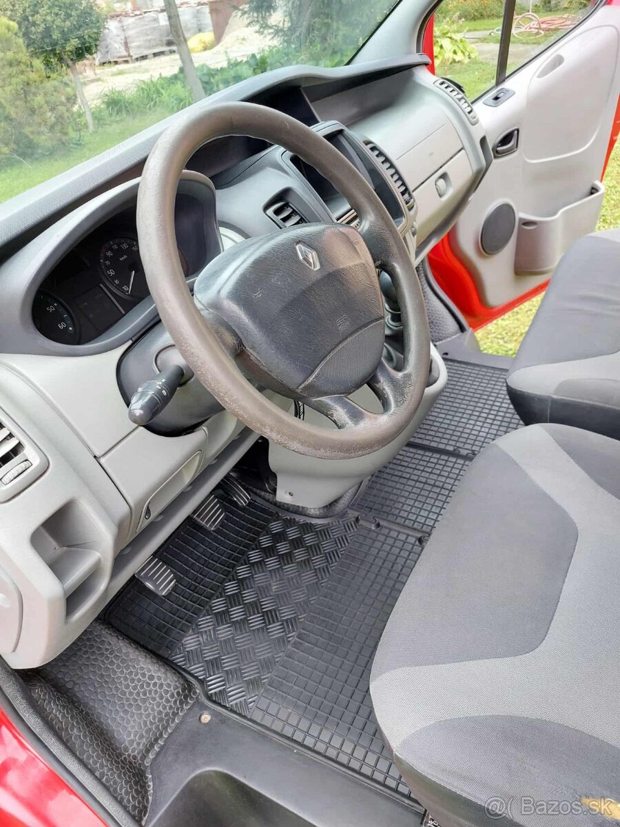 Renault trafic 2.0 dci Long - 14