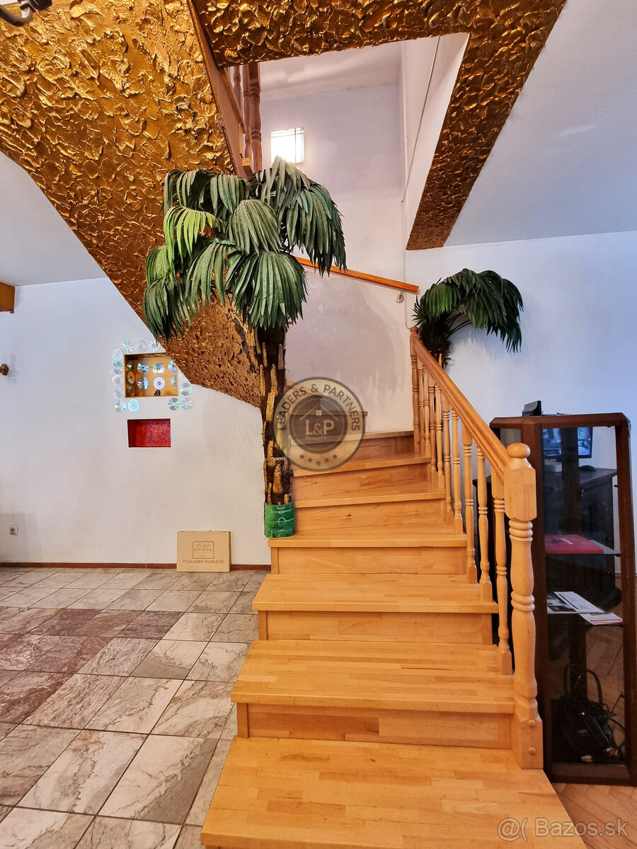 PREDAJ rodinný dom s tenisovým kurtom Levél - 14