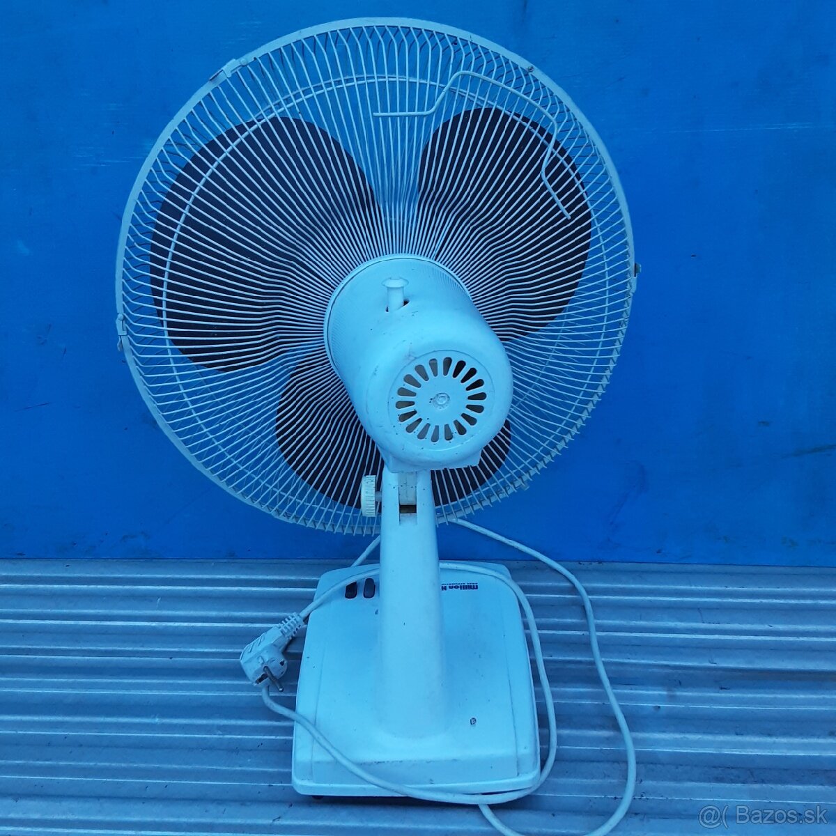 Elektro motory a motorky mal .iné elektro súčiastky . - 14