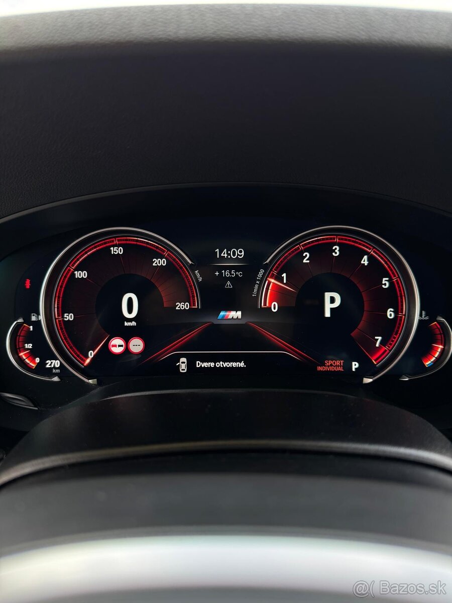 BMW 540i xDrive M Sport - G30 - 14