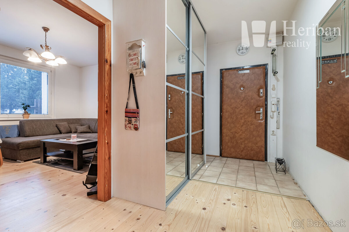 3-izb.byt s logiou, rekonštr., 79m2, Zombova ul, KE-časť KVP - 14