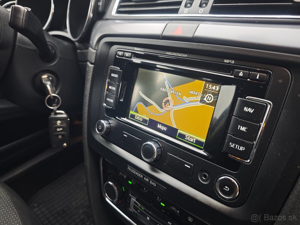 Škoda Superb 2 Combi 1.6 TDI Elegance - 14