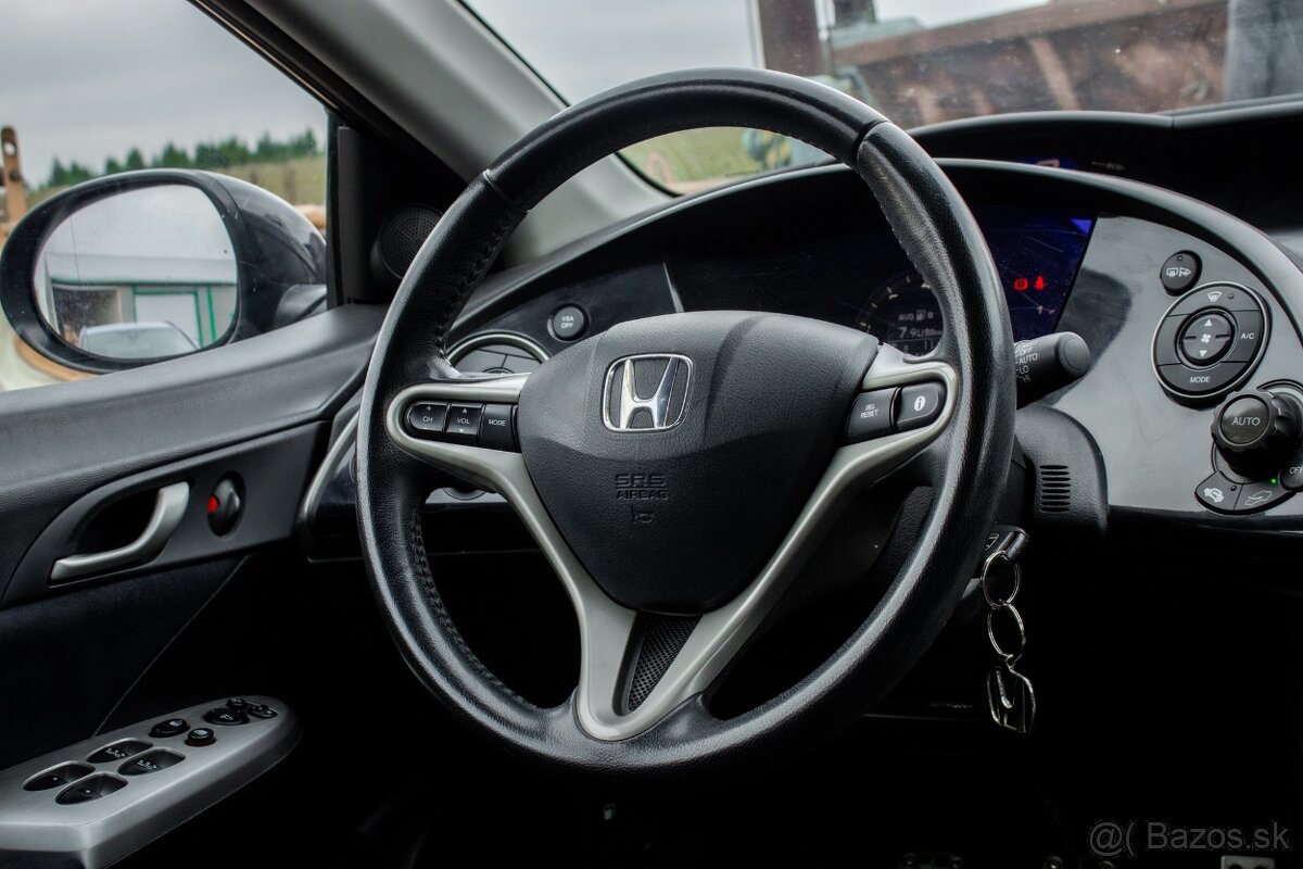 Honda Civic 8g 1.4 61kw MT/6 2006 - 14