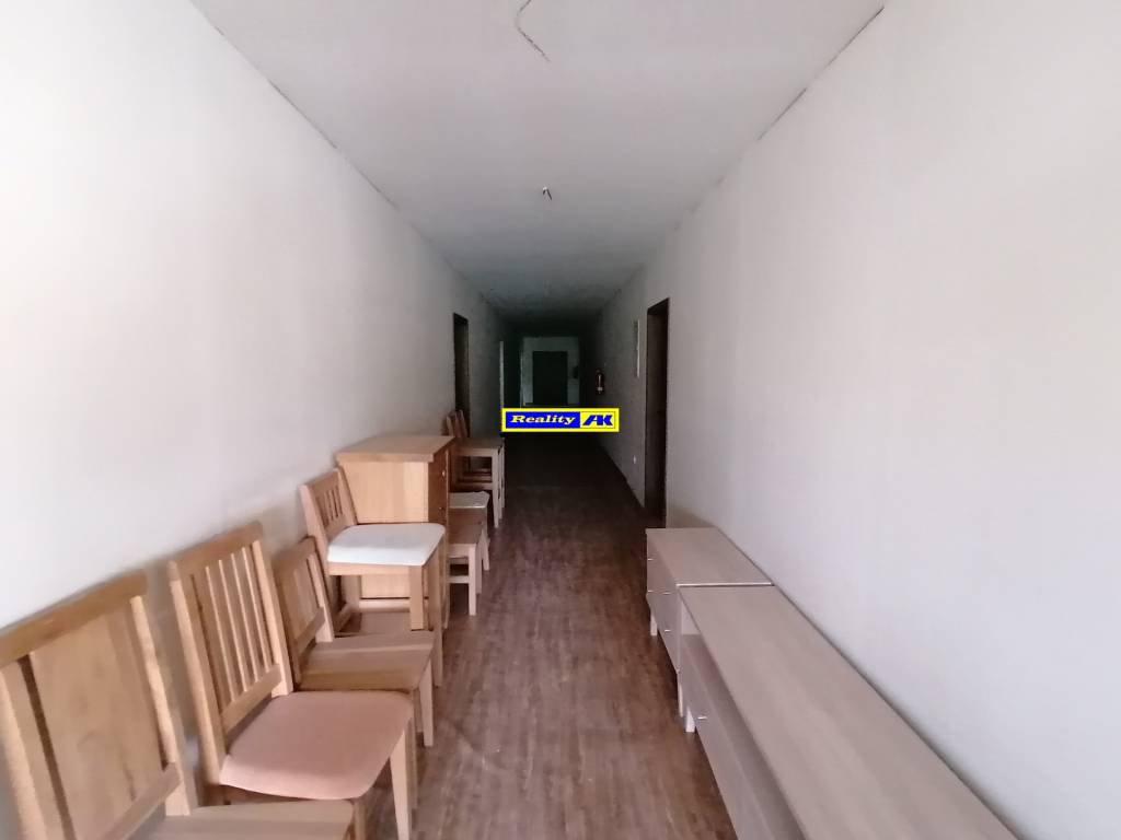 Sklad na predaj Martin obec Sučany s príjazdom na diaľnicu c - 14