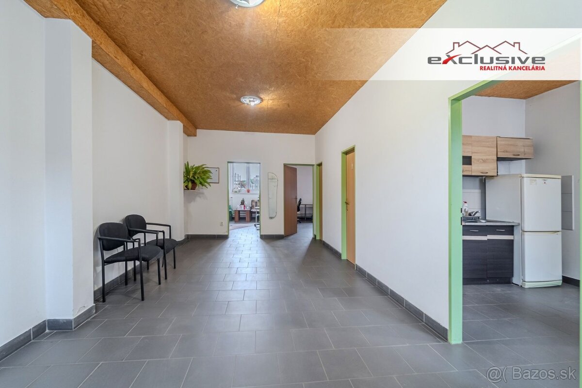 PRIEMYSELNÝ AREÁL,6668 M2 POZEMOK, SKLADY + POLYFUNKČNÁ BUDO - 14