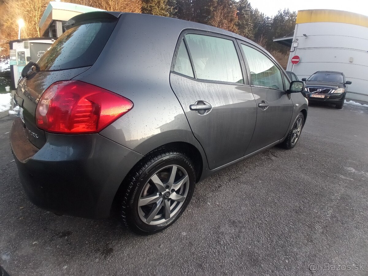 Auris 1.4 diesel automat - 14