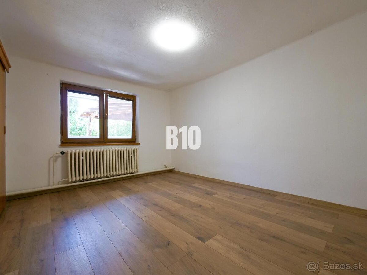 REZERVOVANÉ Čiastočne zrekonštruovaný 4 izbový rodinný dom - - 14