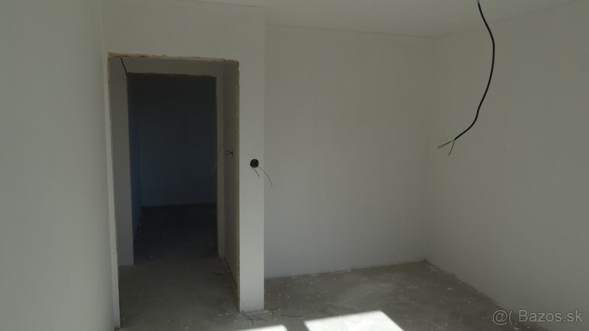 Rodinný dom, Vranov nad Topľou, Rezidenčné bývanie, novosta - 14