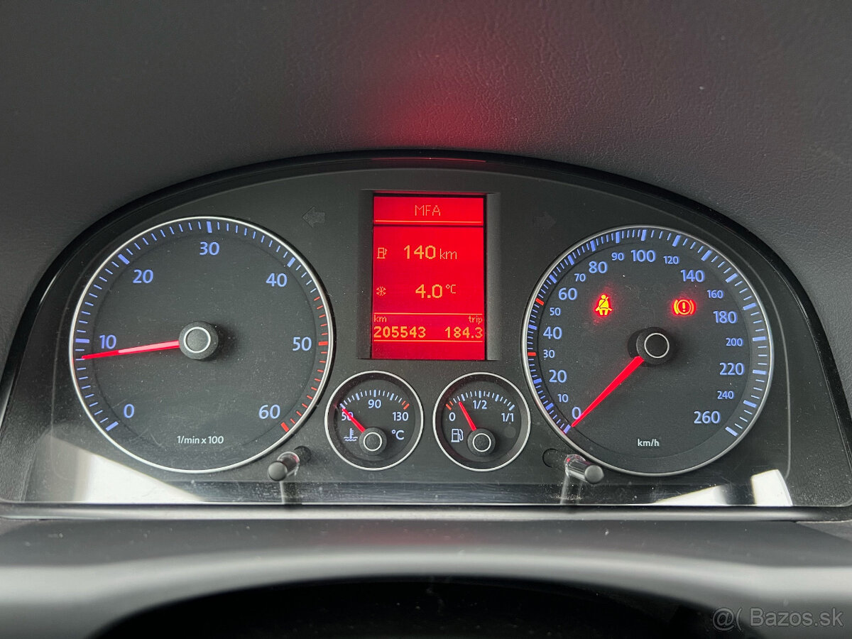 VW Touran FL 1.9 TDI diesel, 77kW, MT/6, rok:03.2010. - 14