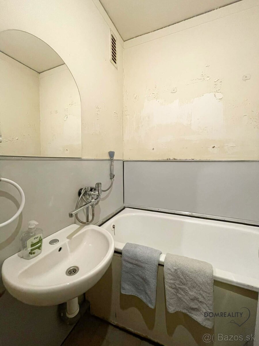 Na predaj 3 izbový byt s loggiou v mesta Stará Turá - 14