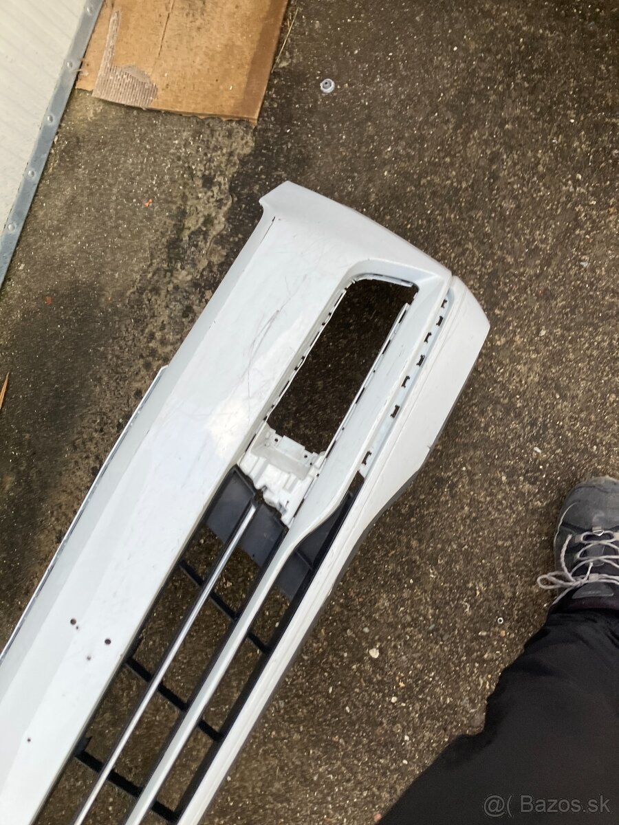 predni naraznik vw passat b8 14-19 bily holy - 14