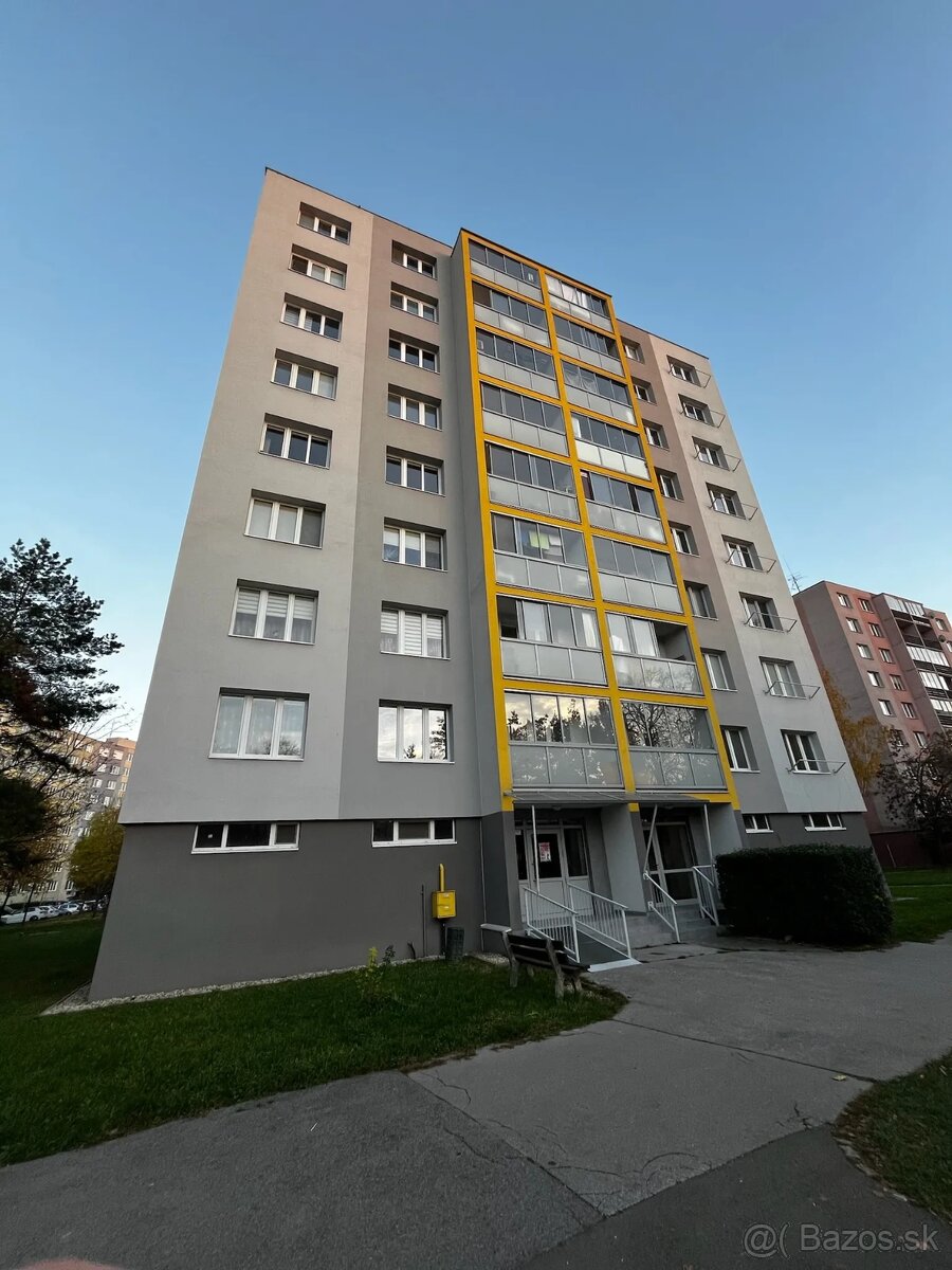 NA PREDAJ Slnečný priestranný 2-izbový byt 54 m², Železníky - 14