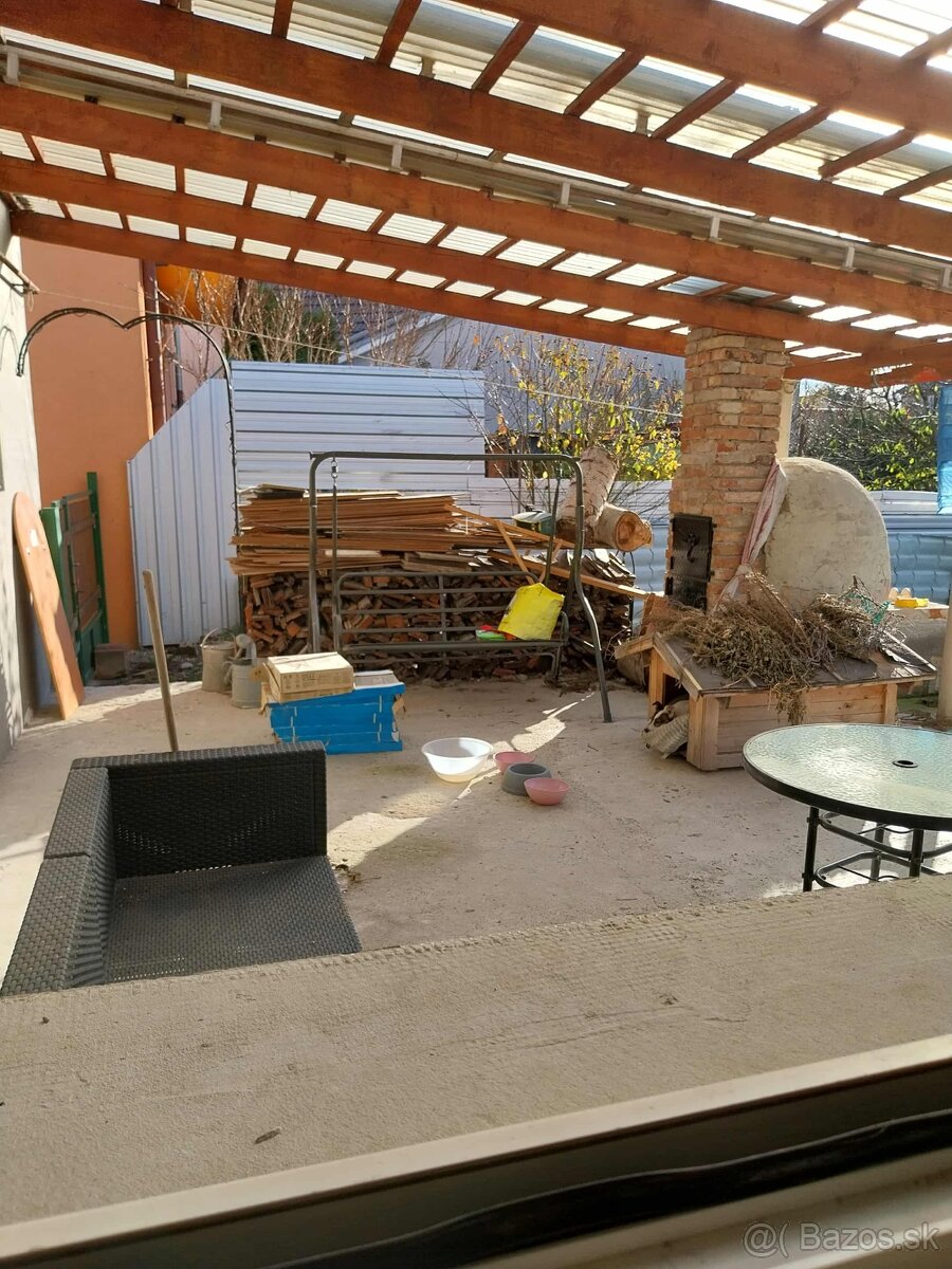 4.5 izbový rodinný dom v Bene - 14