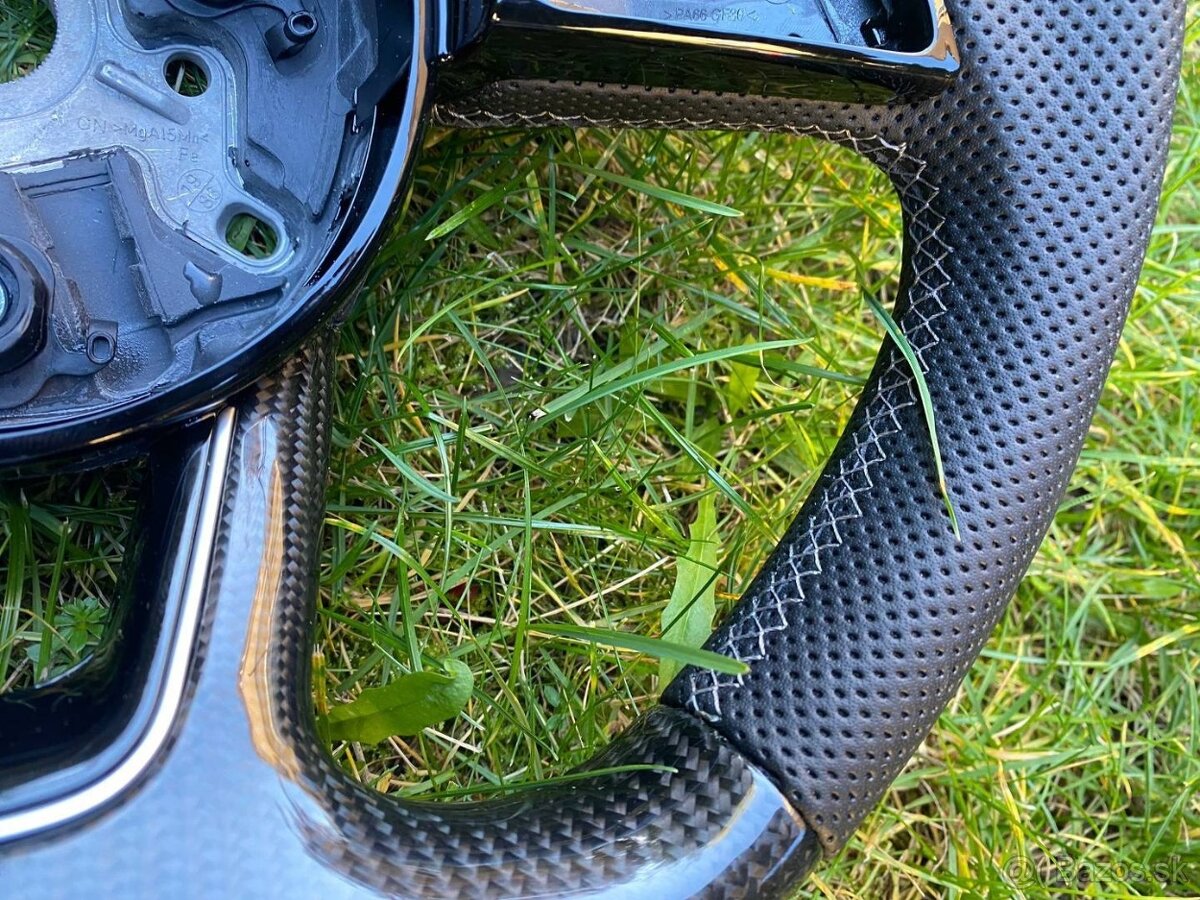 AUDI VOLANT KARBONOVY zkoseny karbonový športový - 14