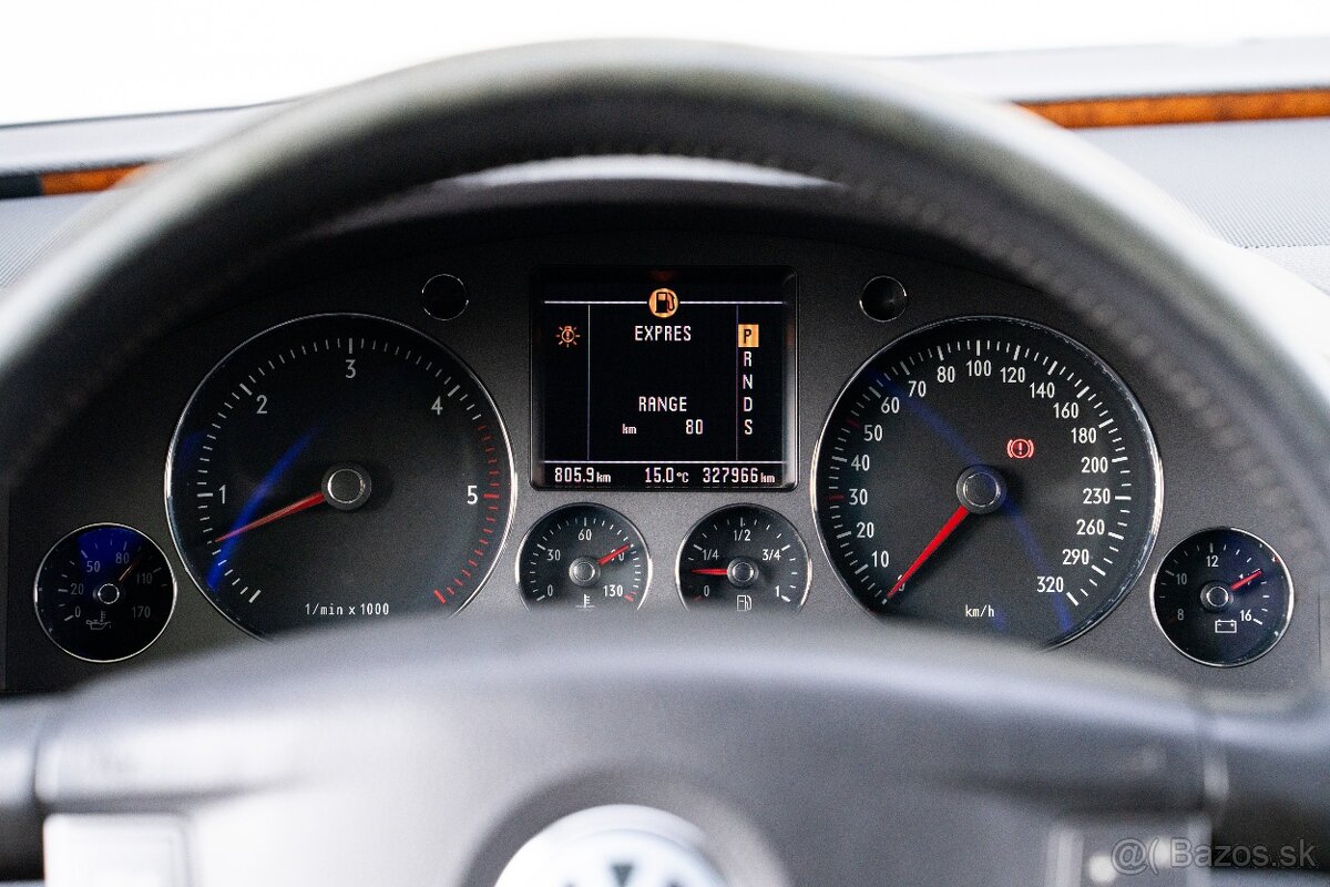 Volkswagen Phaeton 5.0 TDi V10 - 14