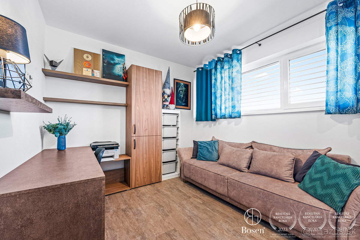 BOSEN | Šikovný rodinný domček s dušou a moderným štýlom - 14